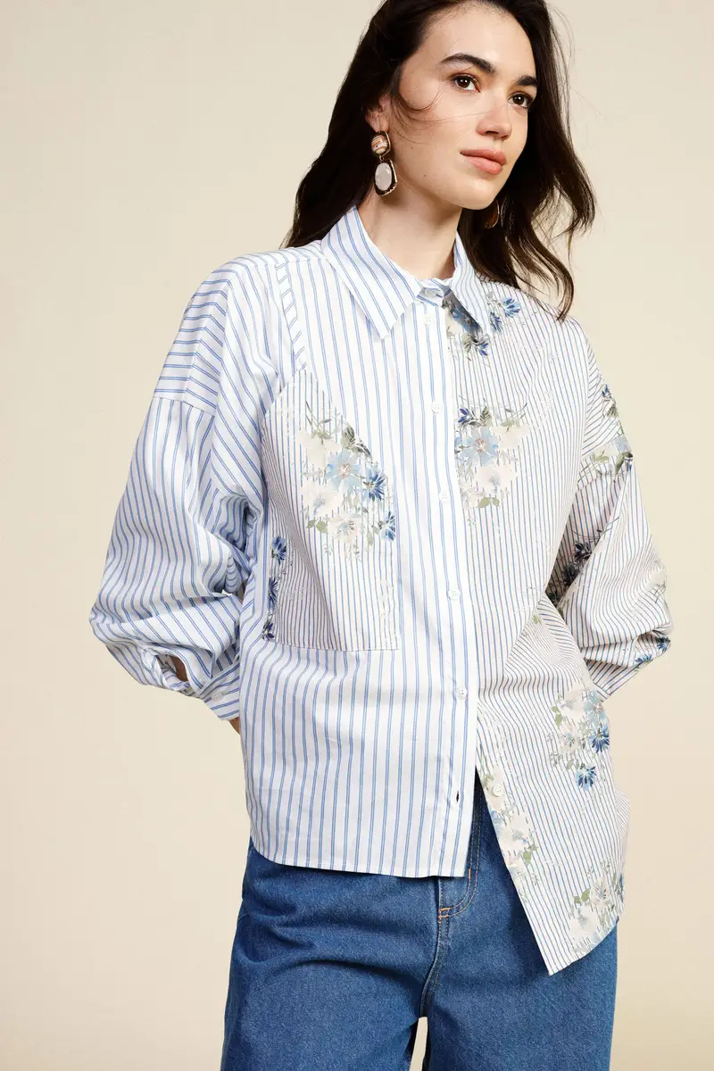 Shirt oversize a righe con stampa floreale miniatura 2