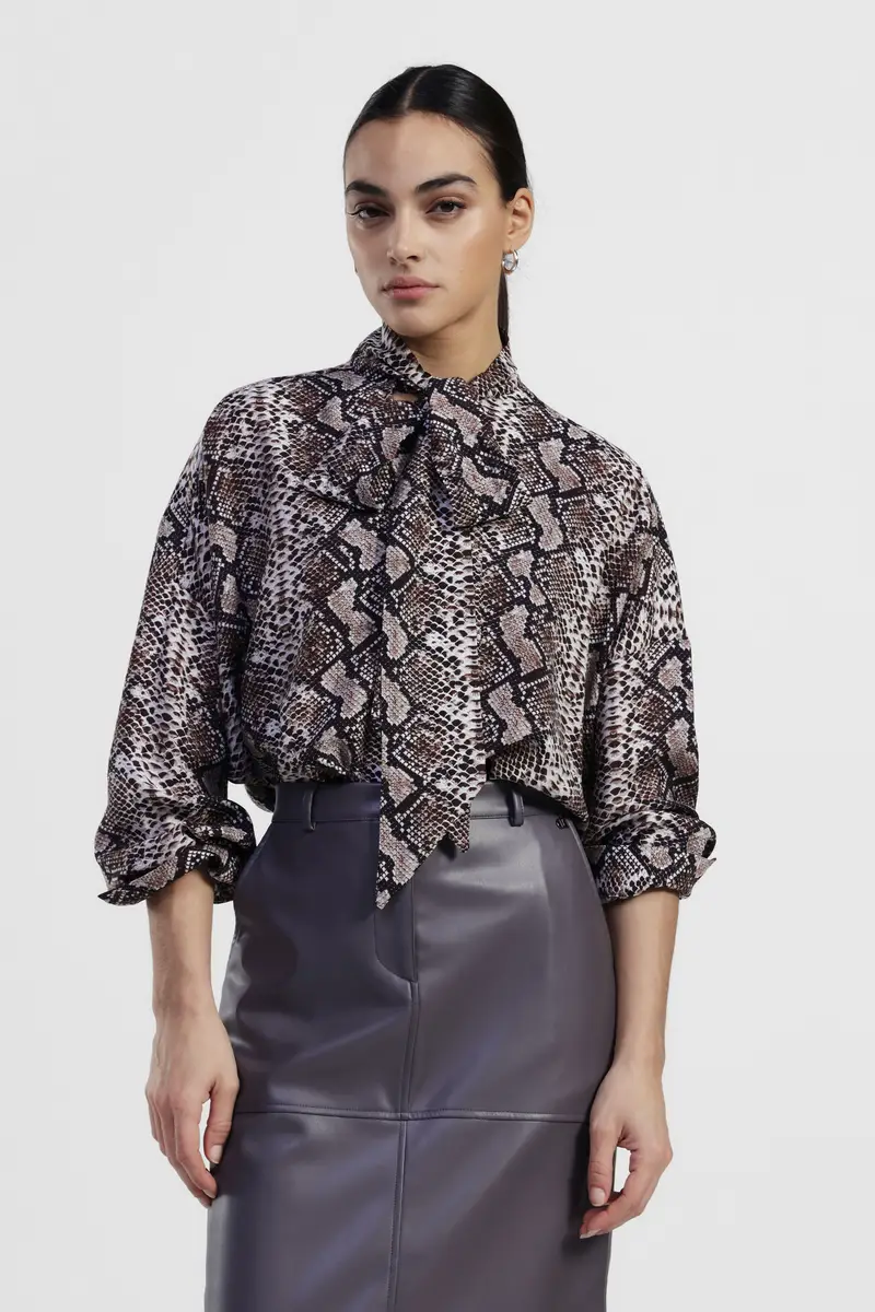 Shirt stampa pitone con fiocco e maniche lunghe miniatura 2