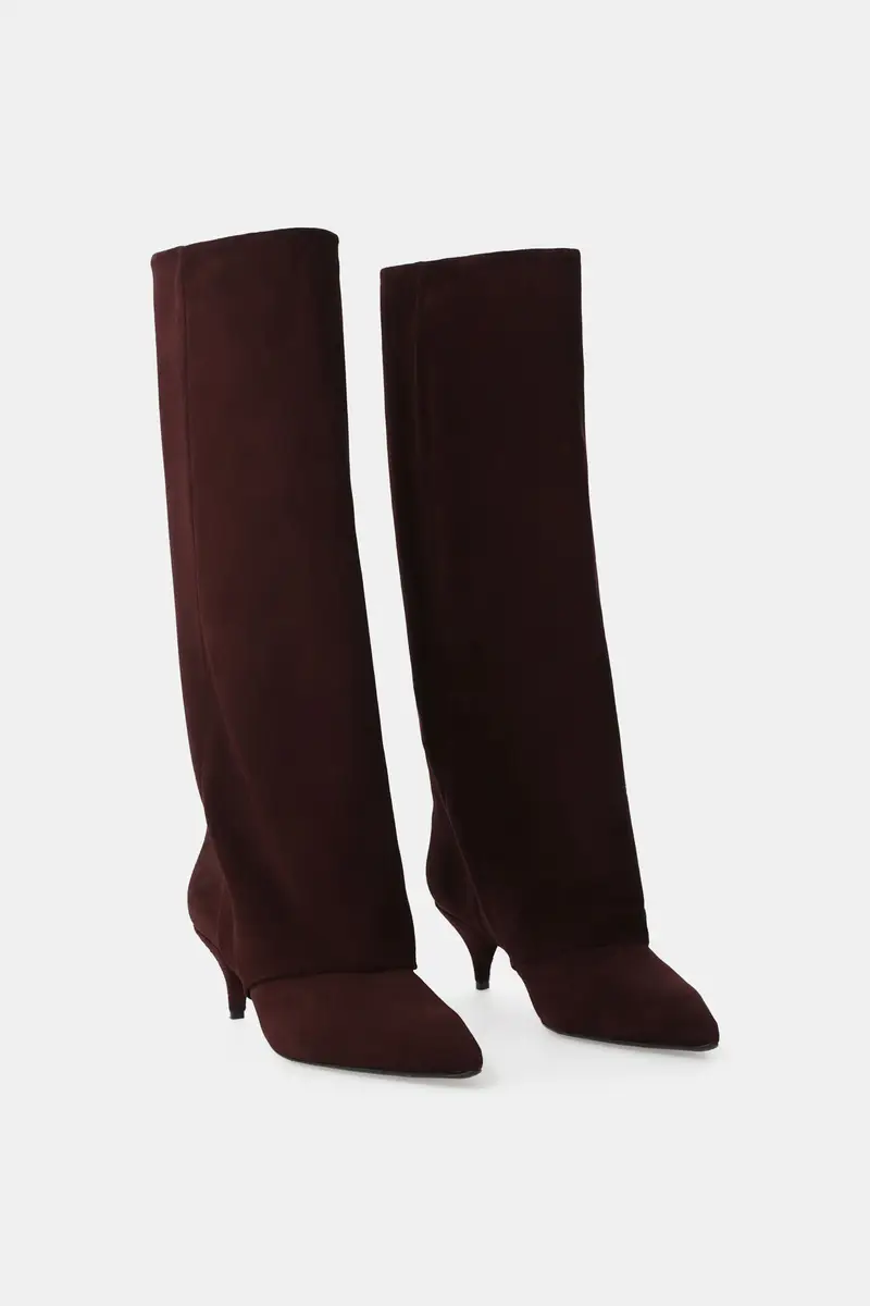 Stivali alti con punta affusolata e tacco basso miniatura 3