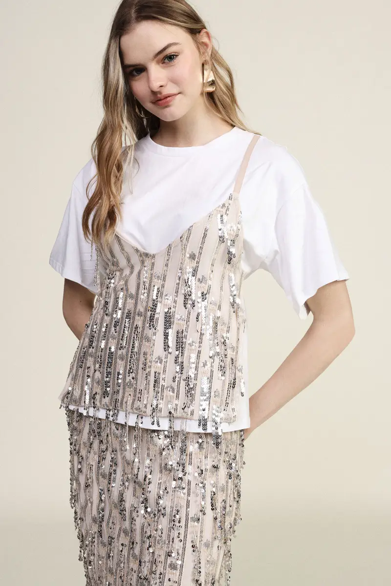 Dixie Top con t-shirt e dettagli decorativi a strati miniatura 2