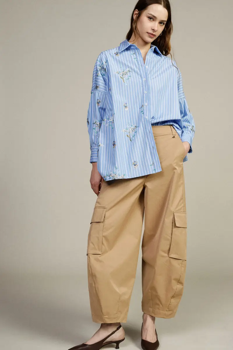 Trousers palazzo a vita alta con maxi tasche miniatura 2