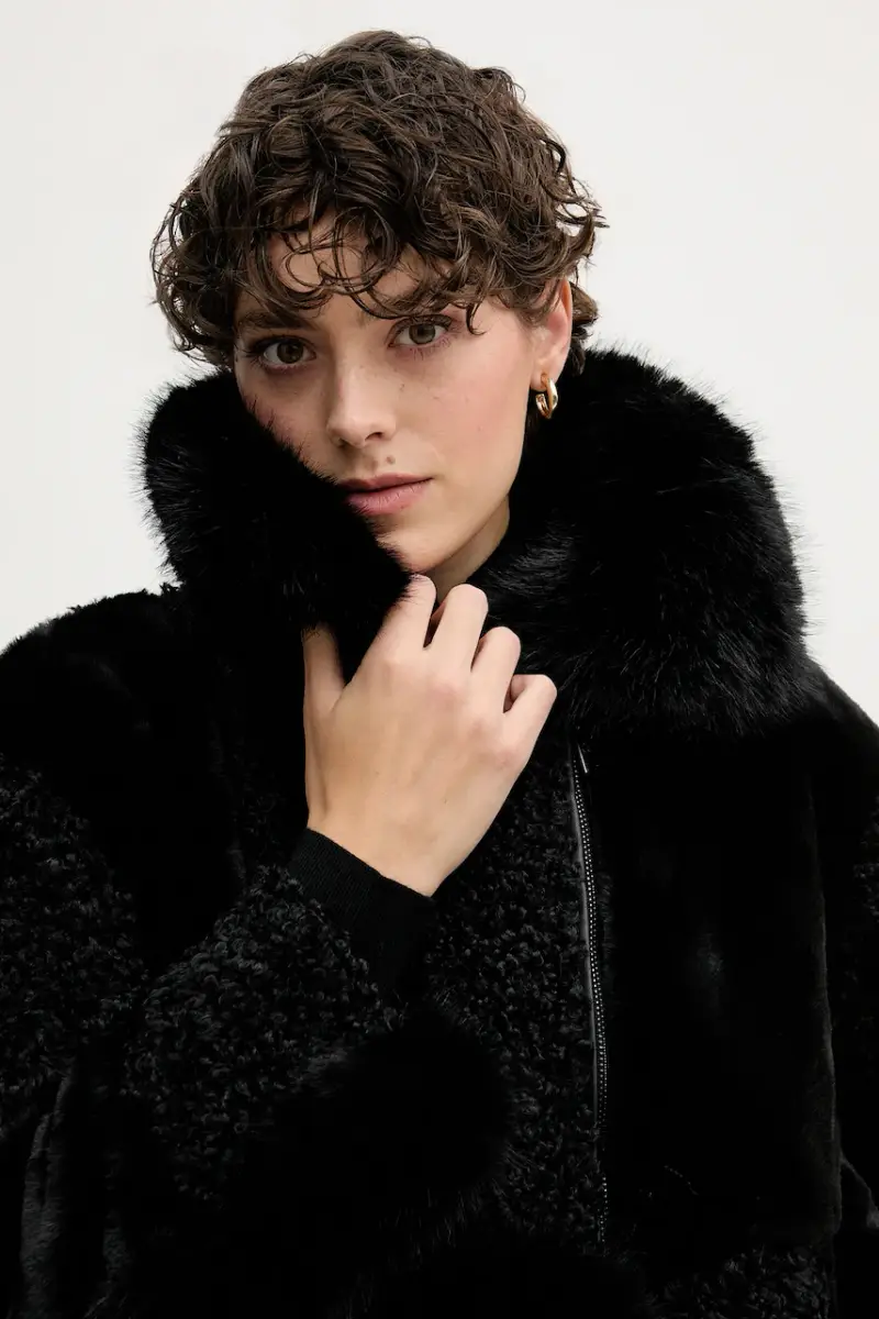 cappotto colore nero miniatura 4