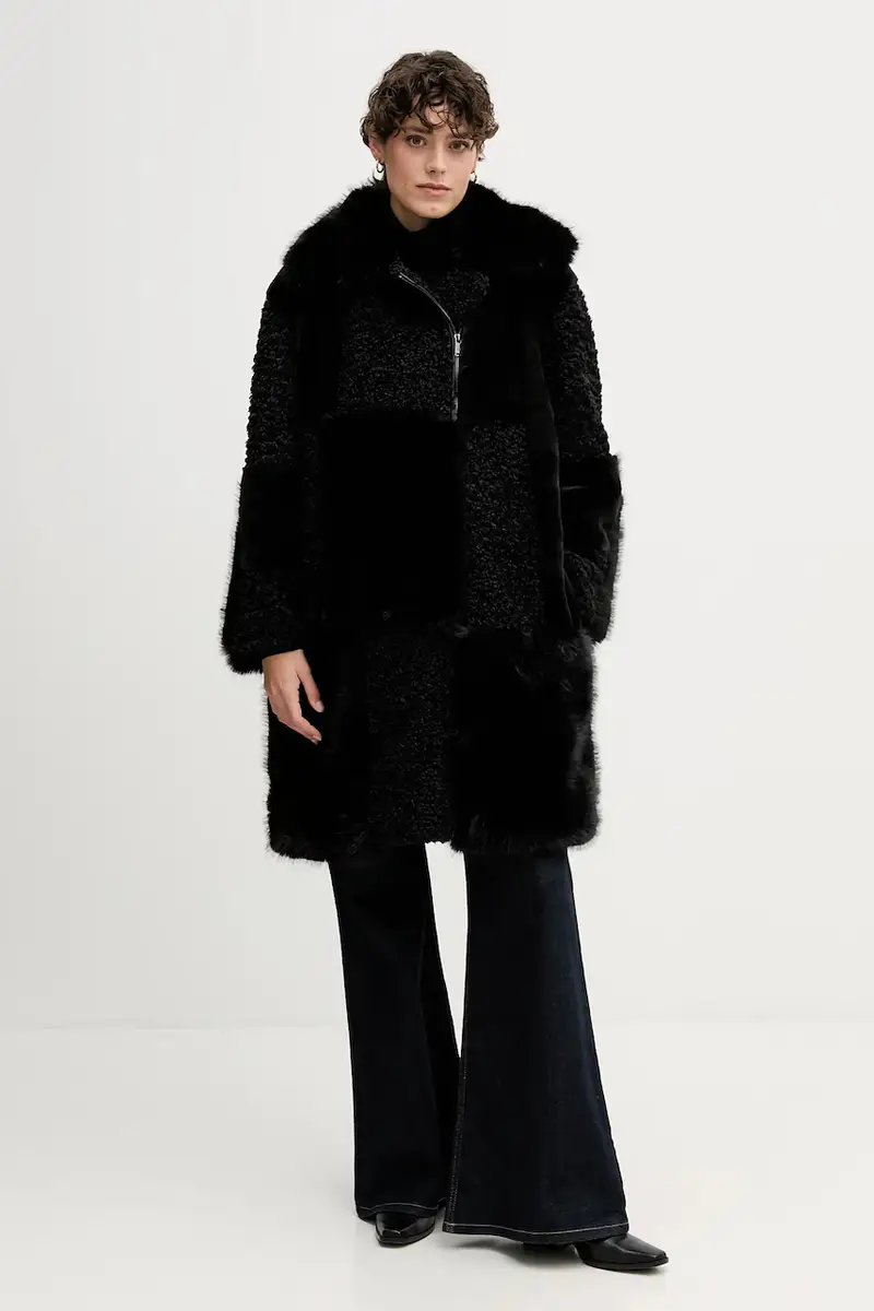 cappotto colore nero