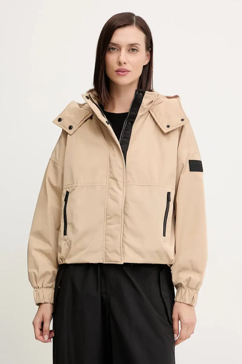 giacca colore beige DP5J9595