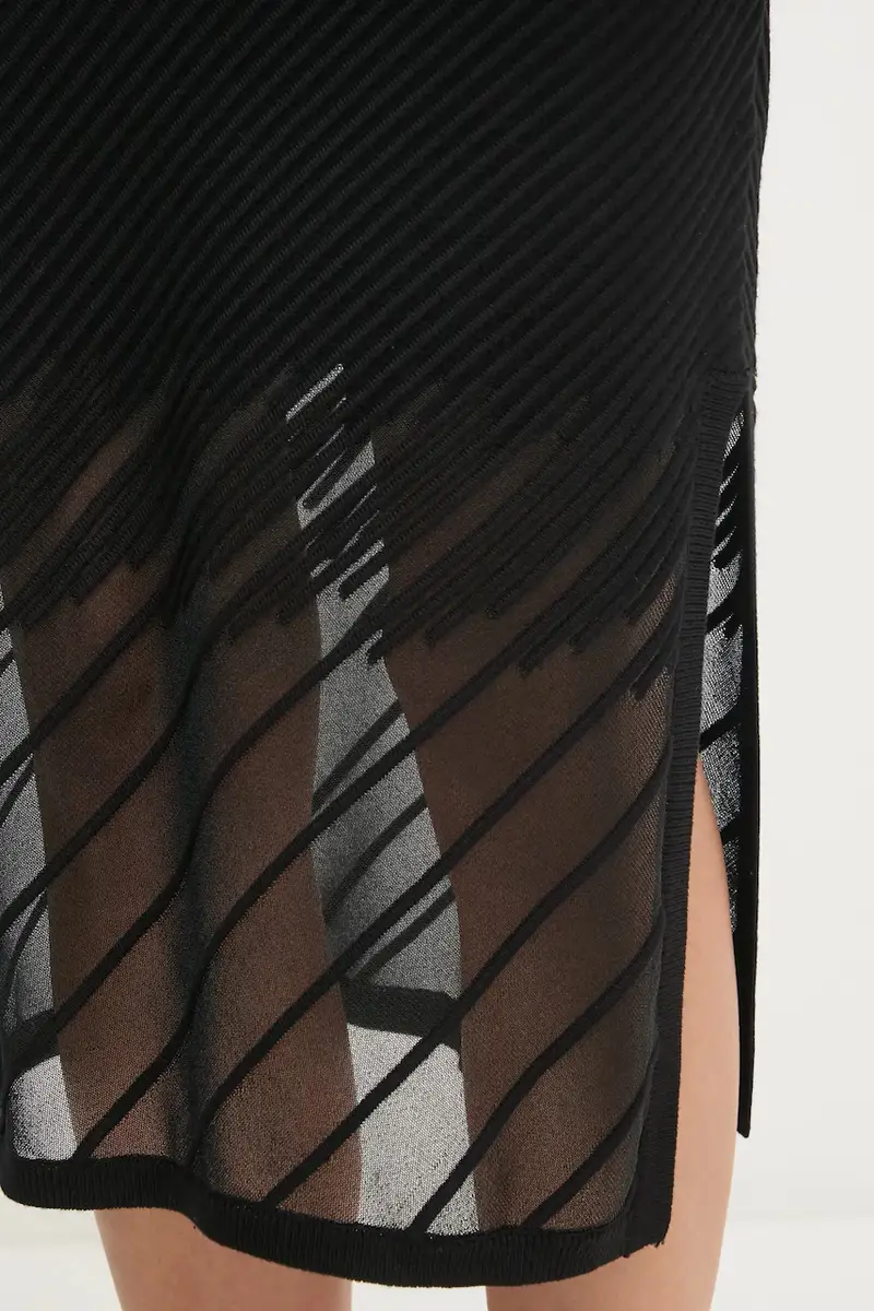 gonna colore nero P4JRAT76 miniatura 3