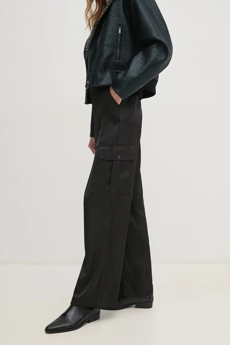 pantaloni donna colore nero DJ4P3011