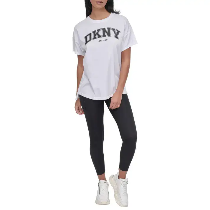 T-shirt da donna Dkny Arched Varsity Glitter Logo
