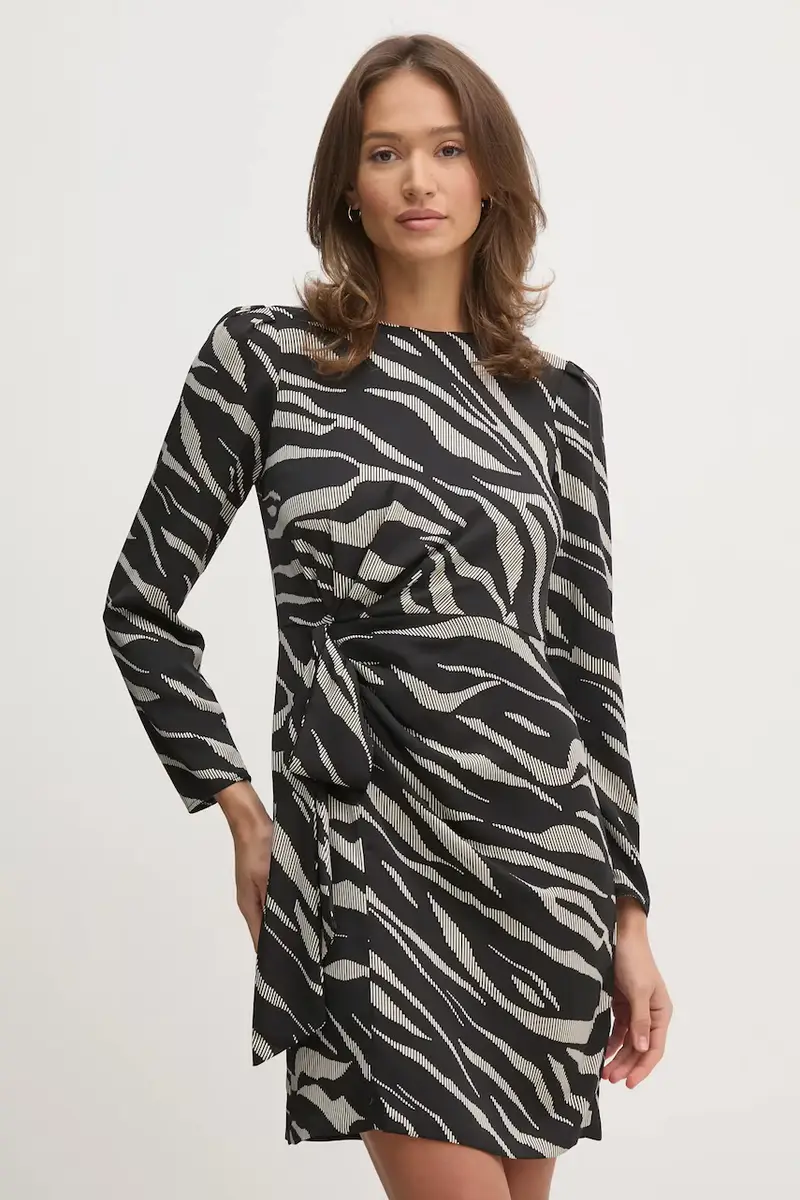 vestito colore nero DD4J6D35