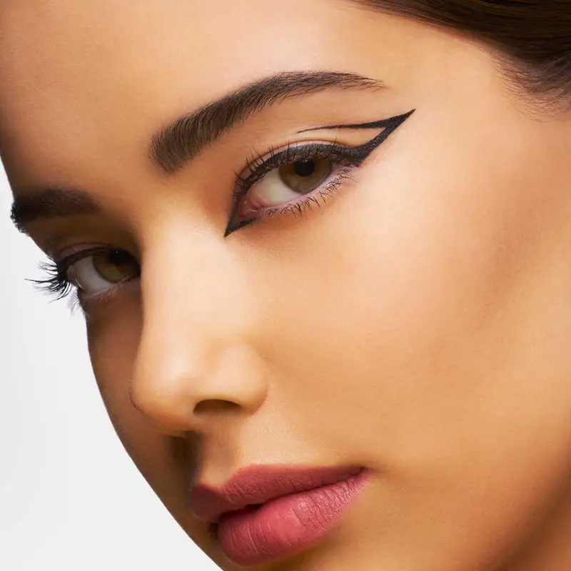 Occhi Everink Liner Eyeliner liquido con punta ultra precisa con tenuta fino a 24 ore 01 Total Black - nero intenso - Eyeliner miniatura 4