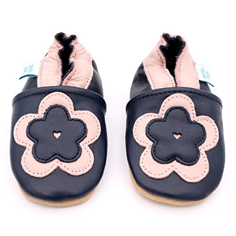 Dotty Fish Scarpine a Piedi Nudi per Bambine in Morbida Pelle. Marchio Britannico. Suola in Antiscivolo, approvate dai podologi, Traspiranti, Leggere e Flessibili - Fiore Blu Navy e Rosa 0-6 Mesi miniatura 2