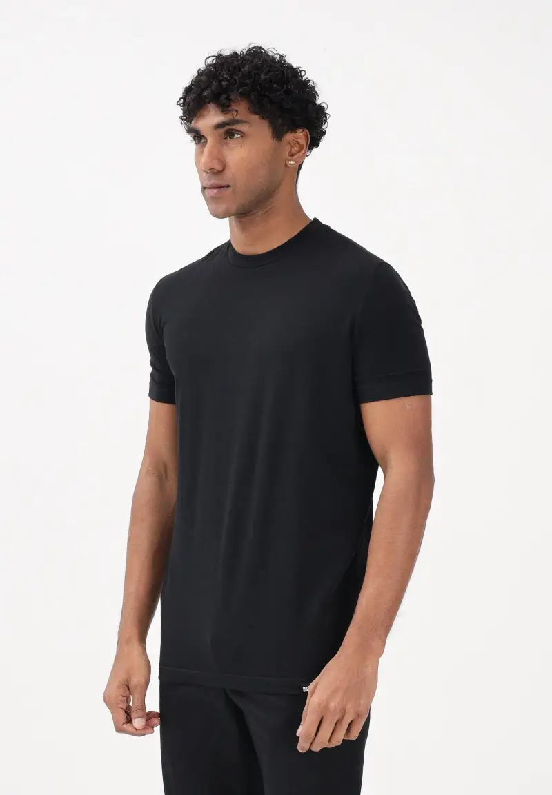 T-shirt a manica corta nera da uomo con ricamo logo sul retro