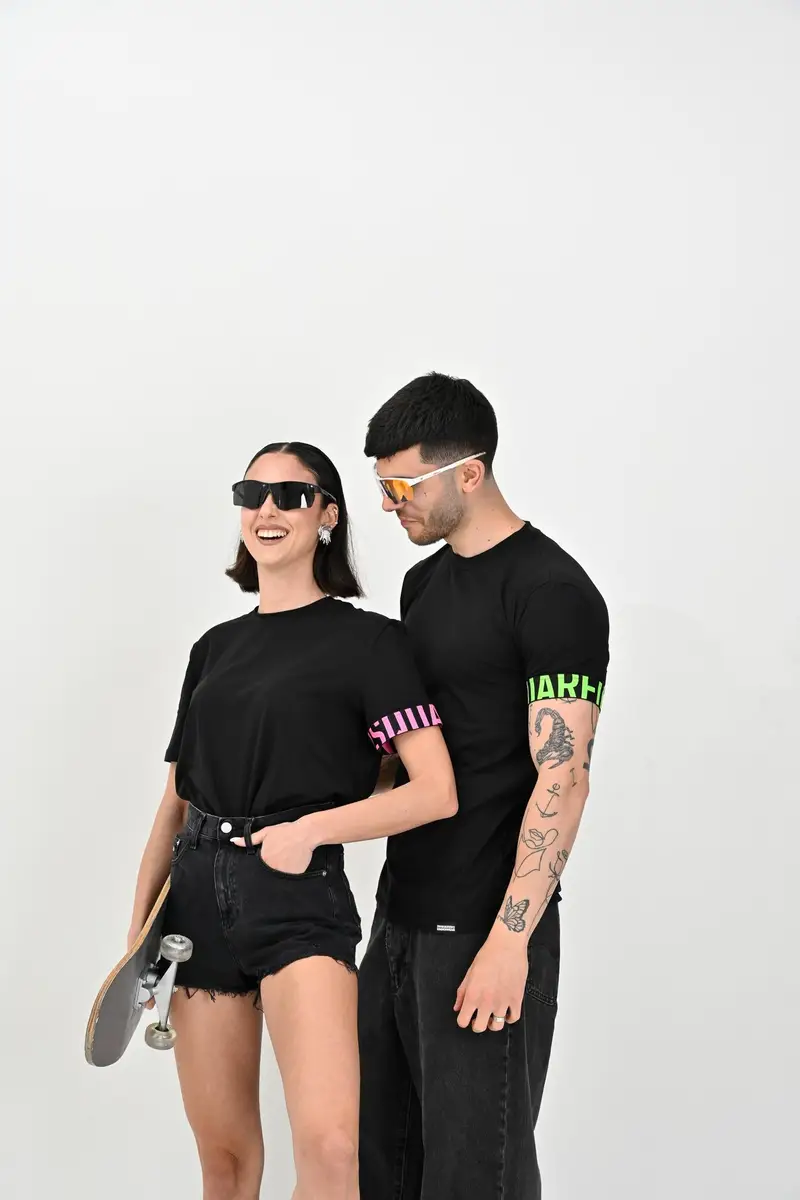 Dsquared2 T-shirt Uomo Fucsia 949873 miniatura 3