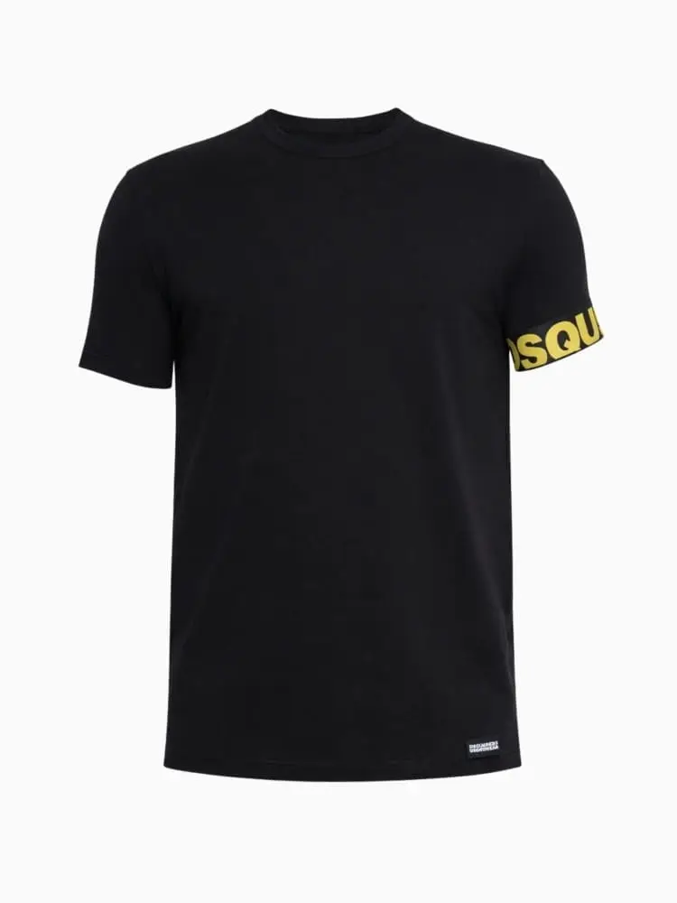 tshirt nera gialla uomo logo giallo sul braccio
