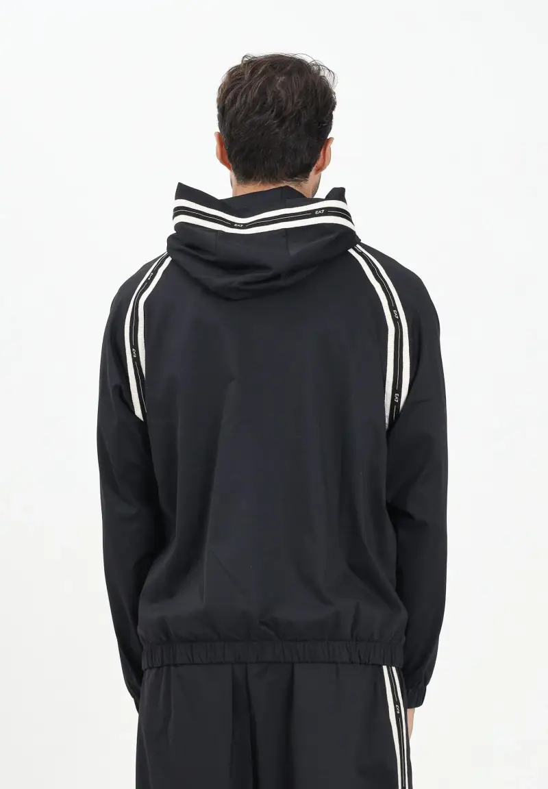 Felpa con zip nera da uomo arricchita da bande con dettagli logo miniatura 3