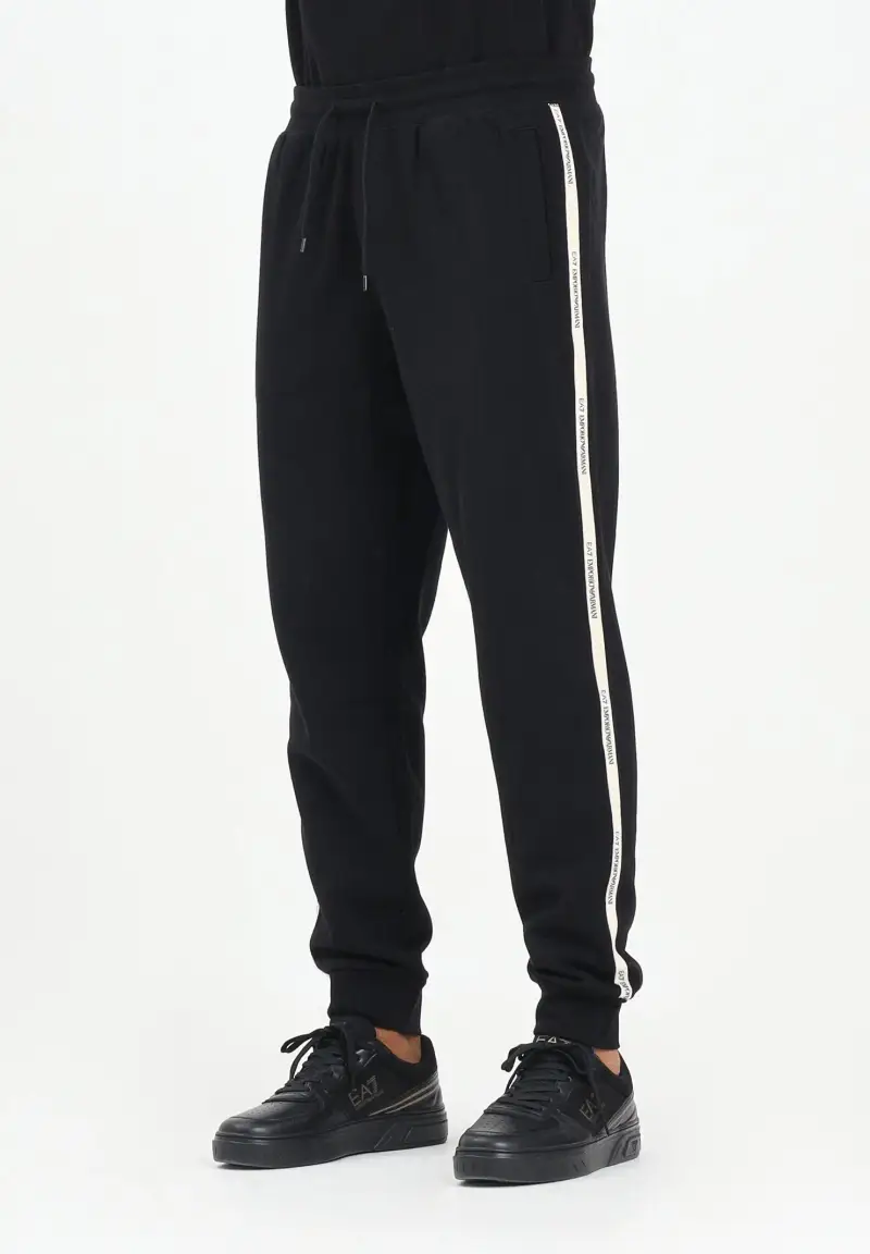 Pantalone sportivo nero da uomo con bande laterali logate