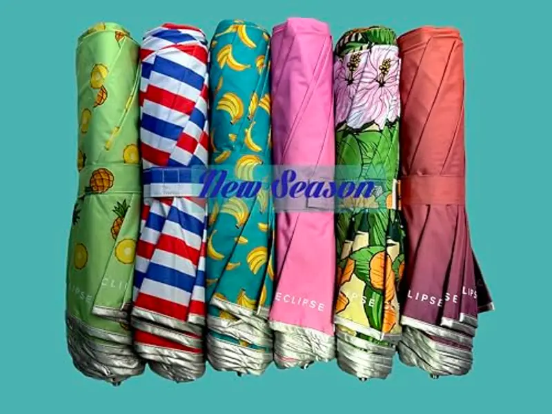 ECLIPSE - Ombrellone da spiaggia pieghevole, perfetto per viaggi, moto, zaino... 1KG, 39CM chiuso -134 Ø, UPF30 (verde scuro) miniatura 3