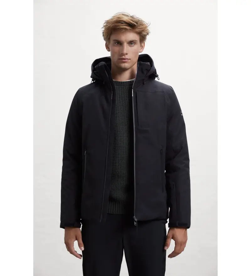 Ecoalf Giacca nera Aktua per donna in poliestere riciclato