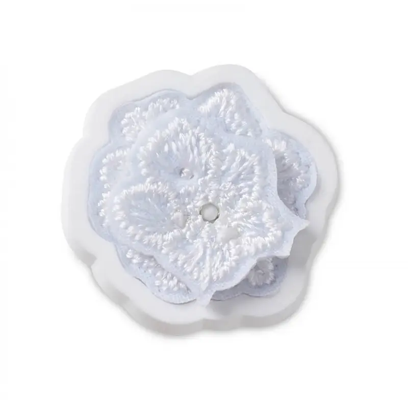 Elegant white floral 1