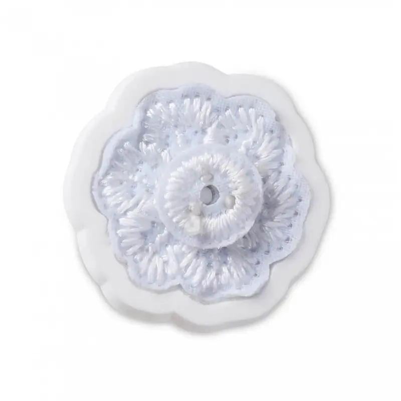 Elegant white floral 4