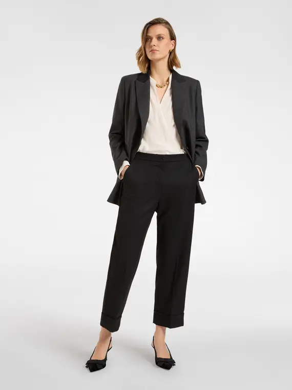Pantaloni cropped con risvolto Donna, Nero