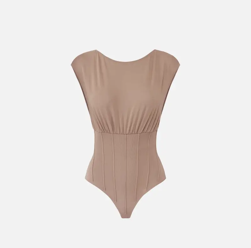 Body in maglia con collana