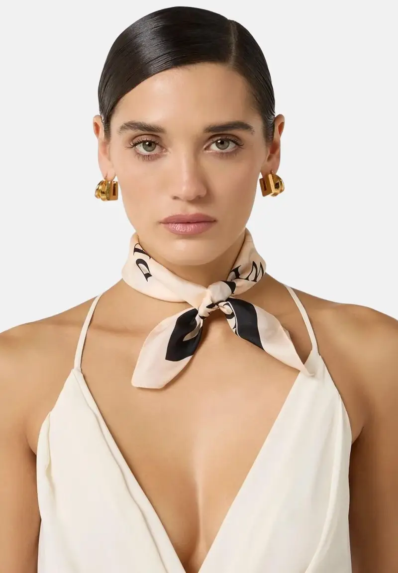 Foulard burro e nero da donna con stampa lettering miniatura 2