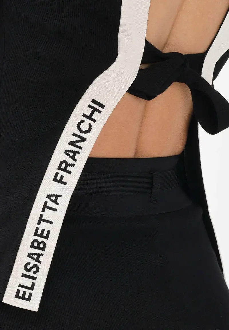 Maglia girocollo nera da donna con maniche ¾ e schiena scoperta miniatura 3