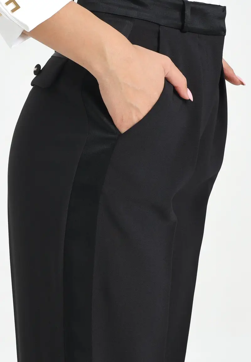 ELISABETTA FRANCHI Pantalone elegante nero da donna con dettagli smoking miniatura 2