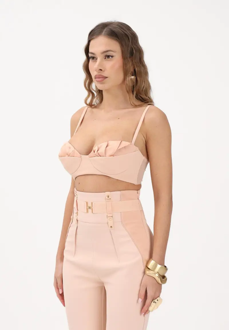 Top nude da donna in crêpe leggero e raso