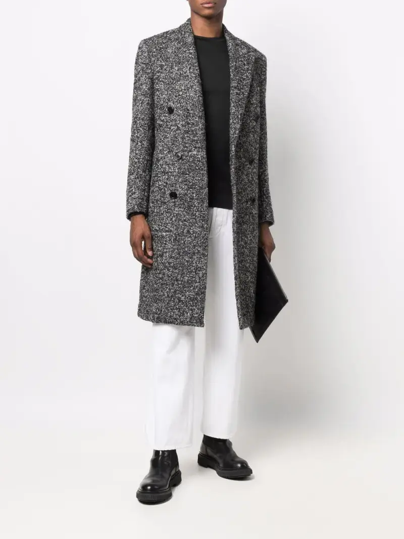 Maglione nero con collo a giro e maniche lunghe miniatura 2