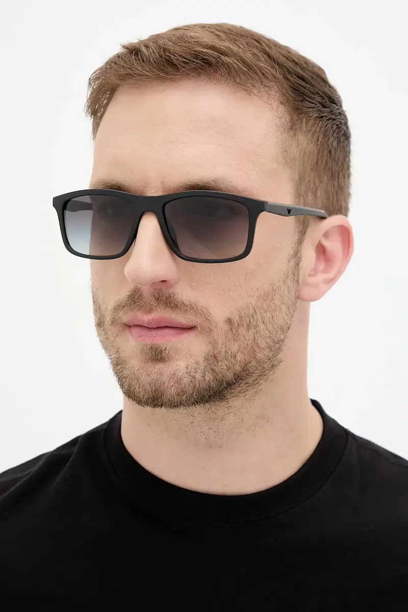 Emporio Armani Occhiali da sole Uomo Nero 3777700