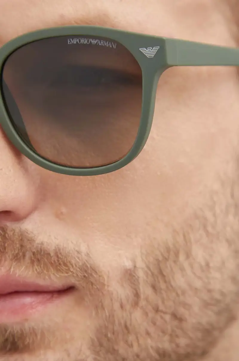 Emporio Armani Occhiali da sole Uomo Verde 3158799 miniatura 3