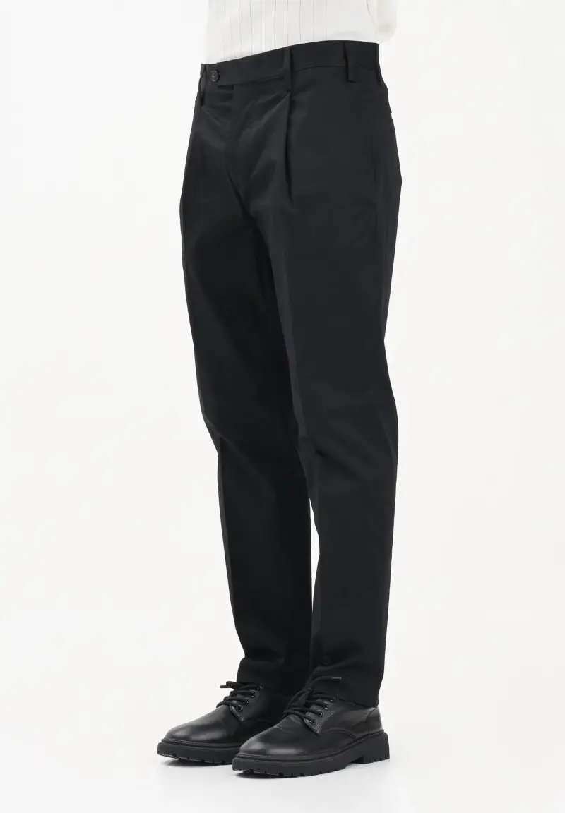 Pantalone nero da uomo