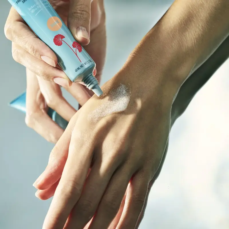 BB Cream & CC Cream CC Water - Caramel - CC cream miniatura 4