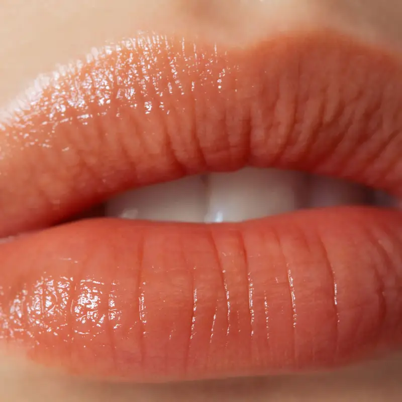 Labbra Aroma Light 02 Babà - Rossetti, Balsamo labbra 02 Babà miniatura 3