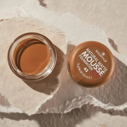 essence NATURAL MATTE MOUSSE FOUNDATION, N. 43 - Fondotinta effetto nude, opacizzante, coprente, risultato espresso miniatura 2