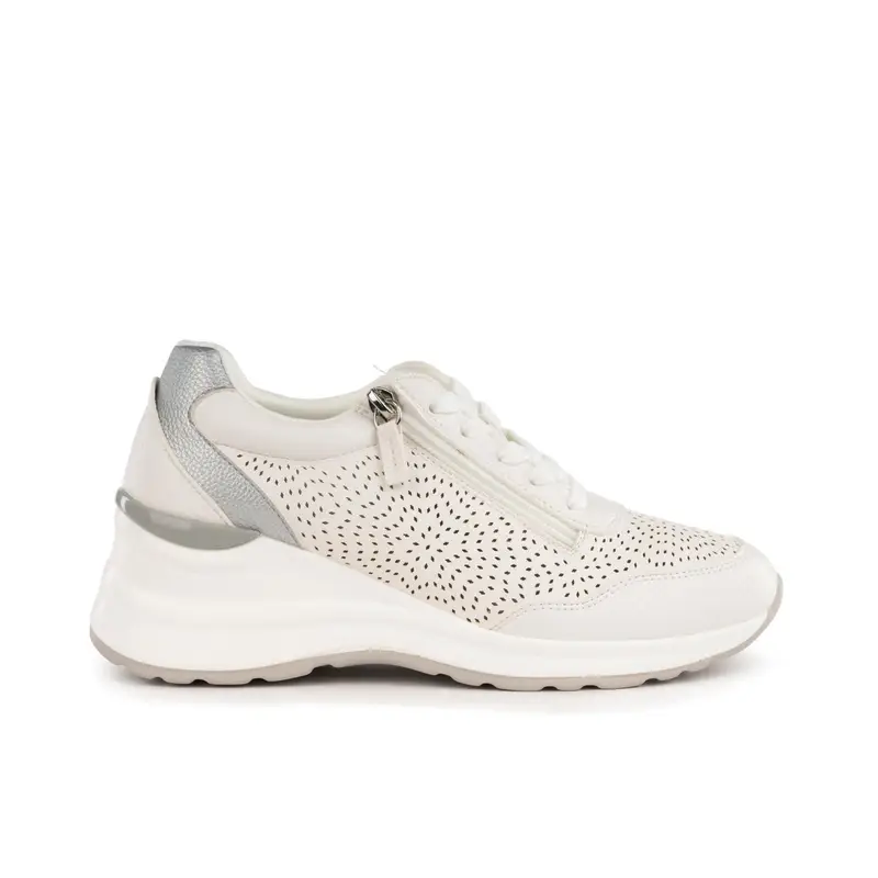 Sneakers bianche traforate con zeppa