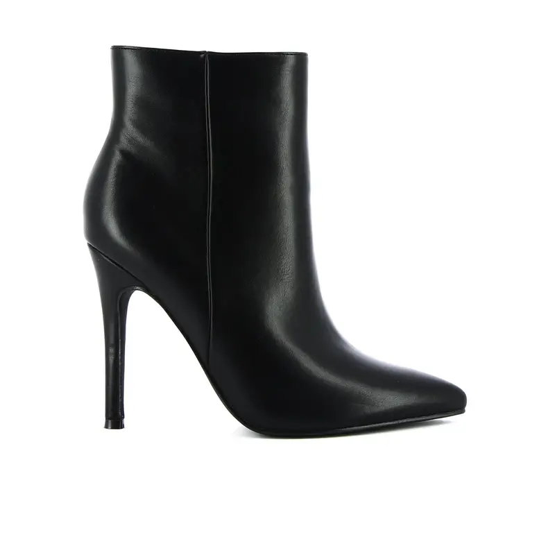 Stivaletti neri a punta con tacco alto