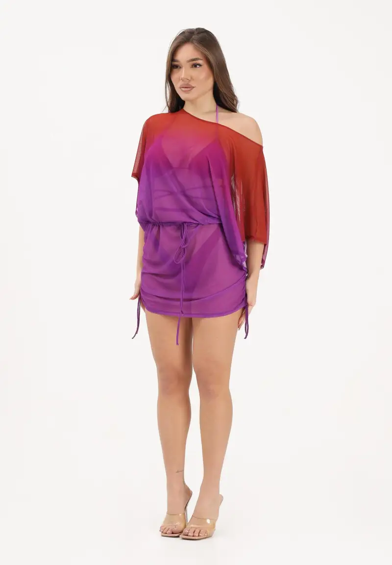 Abito corto viola e rosso da donna caratterizzato da sfumatura cromatica