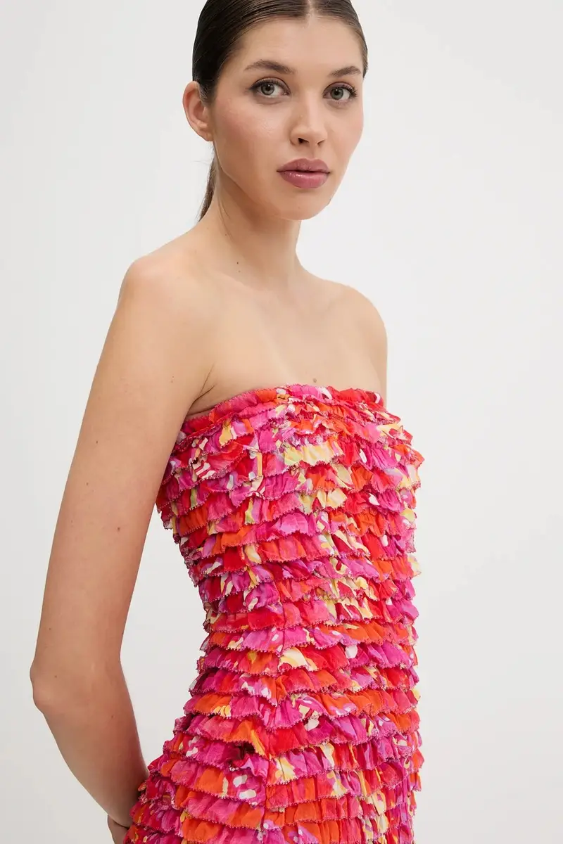 vestito colore rosso 336592 miniatura 4