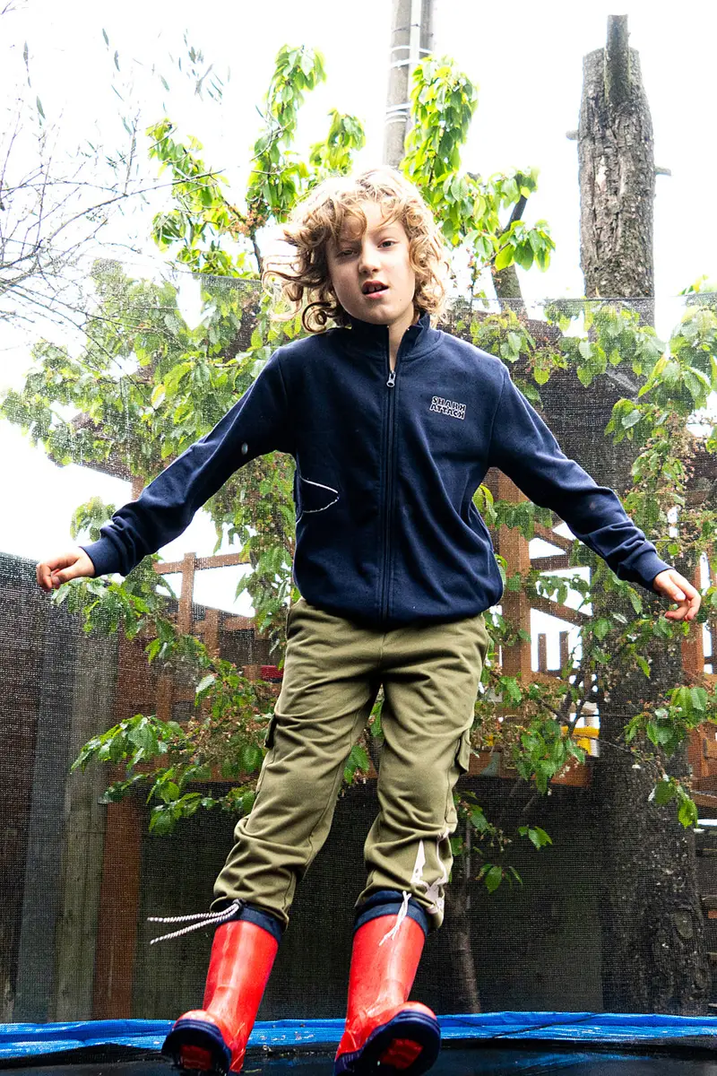 Felpa Blu Con Squalo Ricamato Pitt Kids PT-B-F-05016