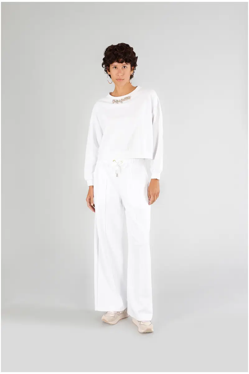 felpa cropped con applicazione allo scollo bianco s