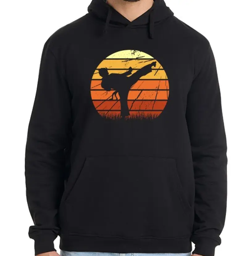 Felpa uomo con cappuccio combattente di taekwondo di arti marzia