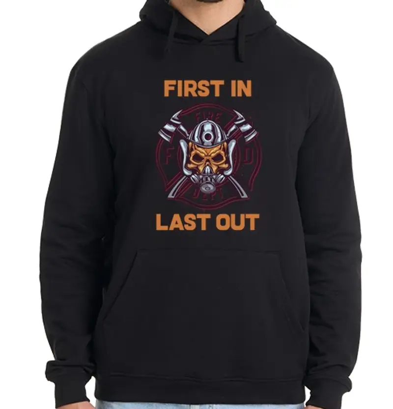 Felpa uomo con cappuccio prima, le t fuori