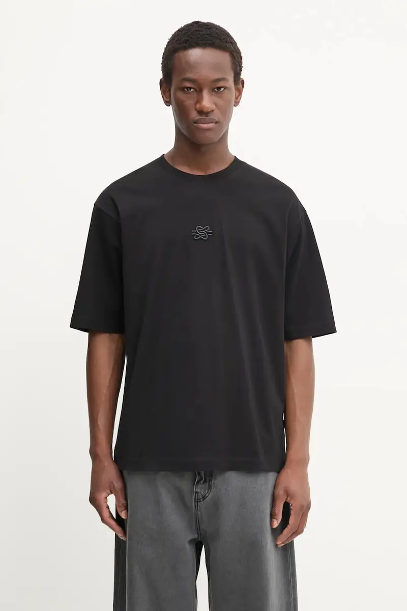 t-shirt in cotone Boxy Embroidered colore nero con applicazione 74413791861