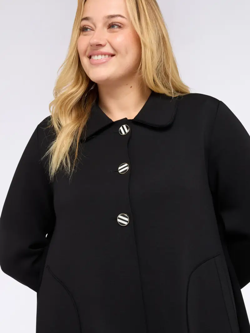 Fiorella Rubino - Giacca in scuba con bottoni decorativi Donna, Nero Taglia: 45 (54 IT) miniatura 3