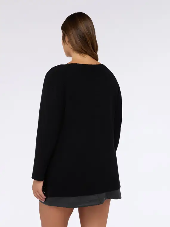 Maglia in misto viscosa con scollo a barchetta Donna miniatura 2