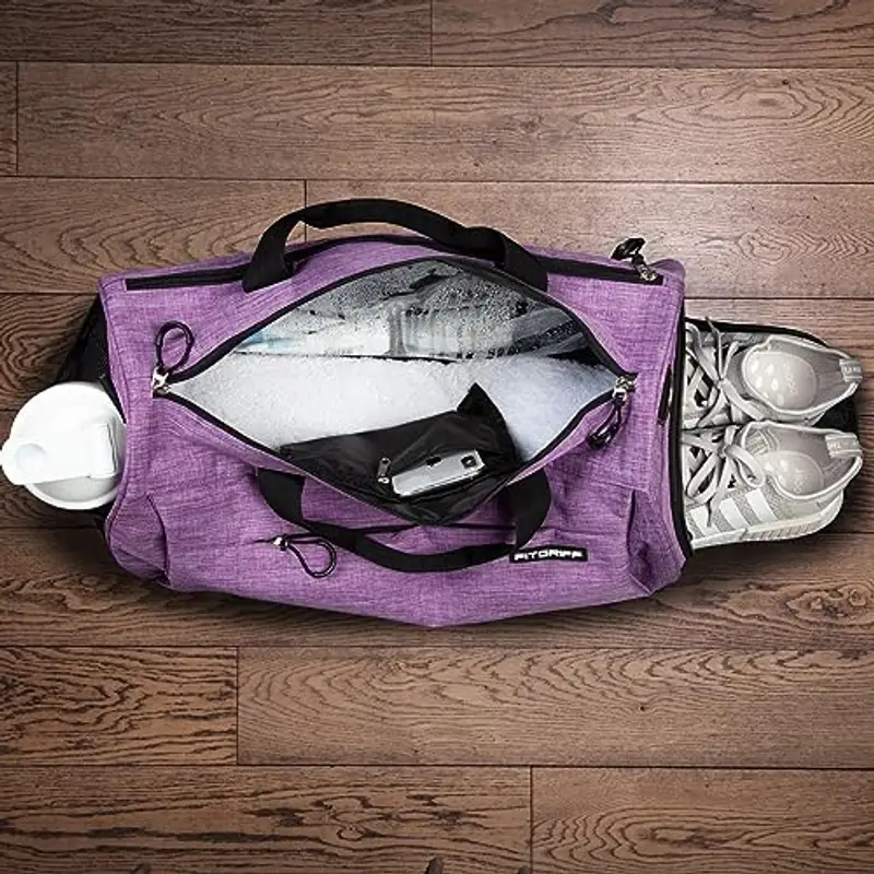 Fitgriff® Borsone Palestra Uomo & Donna V1 - Borsa Sportivo con Porta Scarpe e Tasca Umida da Viaggio, Sport, Fitness, Piscina - Duffel Bag (Purple, 48 x 26 x 25 cm (Small)) miniatura 3