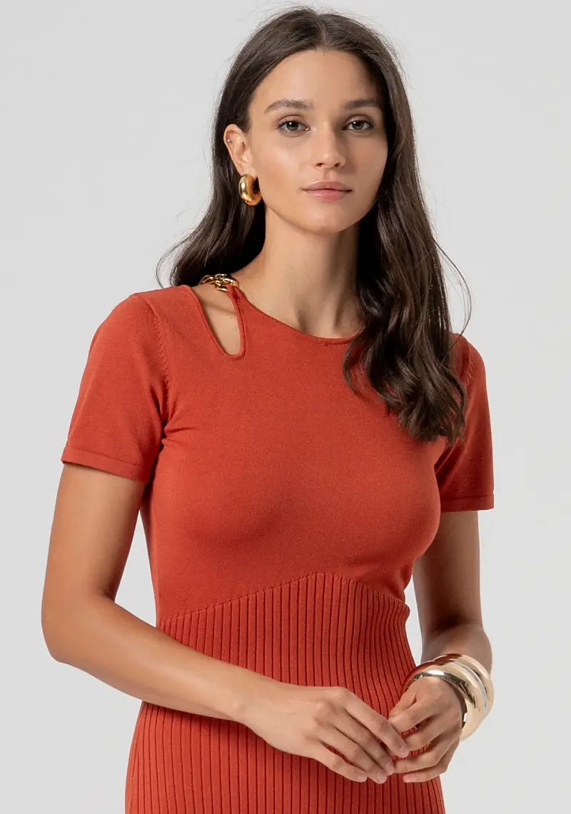 Abito aderente midi in maglia miniatura 2