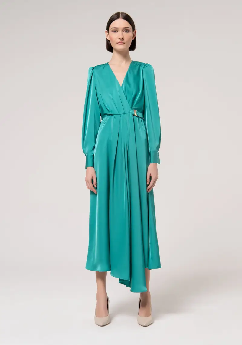 Abito regular lungo in raso